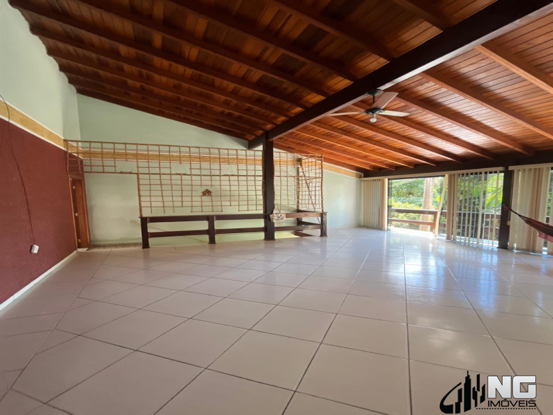 CASA PARA VENDA - PERFEITA OPORTUNIDADE